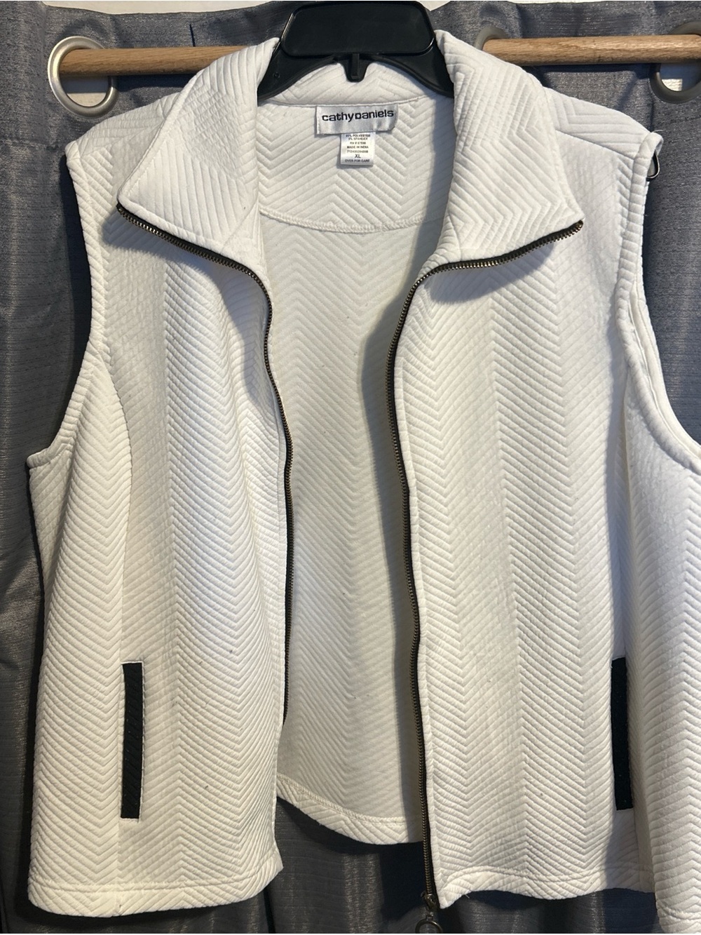 Cathy Daniels Cream Quilted Zip-Front Vest